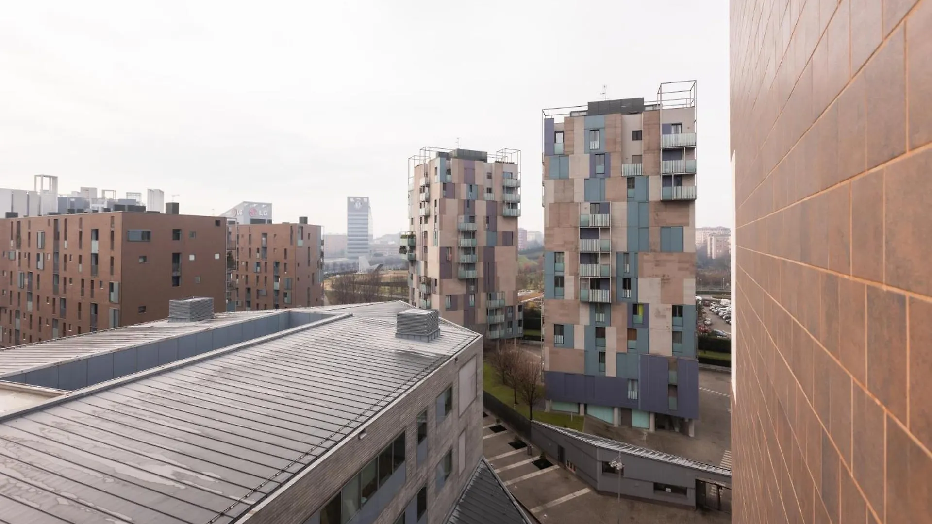 Bright Two Bedrooms Apartment With Terrace Zanuso - Mirable Pm 밀라노 이탈리아