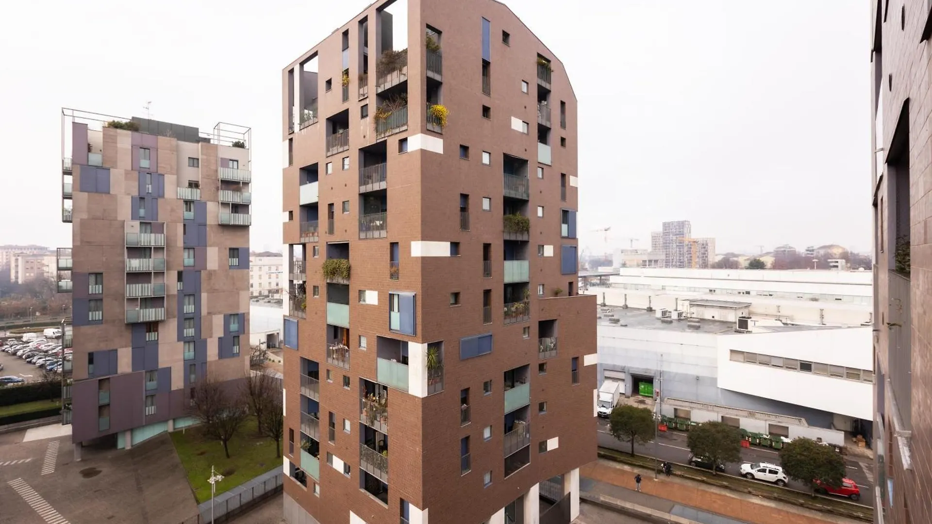 Bright Two Bedrooms Apartment With Terrace Zanuso - Mirable Pm 밀라노